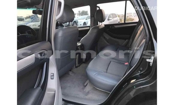 Buy Import Toyota HiAce Black Truck in Import - Dubai in Agalega Islands Buy Import Toyota HiAce Black Truck in Import - Dubai in Agalega Islands