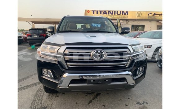 Buy Import Toyota Land Cruiser Black Car in Import - Dubai in Agalega Islands Buy Import Toyota Land Cruiser Black Car in Import - Dubai in Agalega Islands