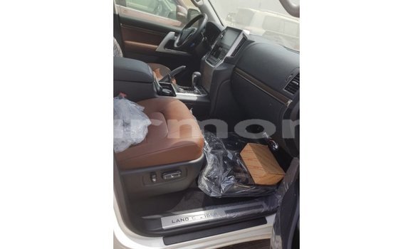 Buy Import Toyota Land Cruiser Brown Car in Import - Dubai in Agalega Islands Buy Import Toyota Land Cruiser Brown Car in Import - Dubai in Agalega Islands