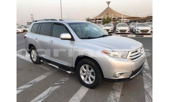 Buy Import Toyota Highlander Other Car in Import - Dubai in Agalega Islands Buy Import Toyota Highlander Other Car in Import - Dubai in Agalega Islands