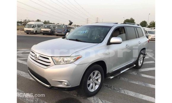 Buy Import Toyota Highlander Other Car in Import - Dubai in Agalega Islands Buy Import Toyota Highlander Other Car in Import - Dubai in Agalega Islands