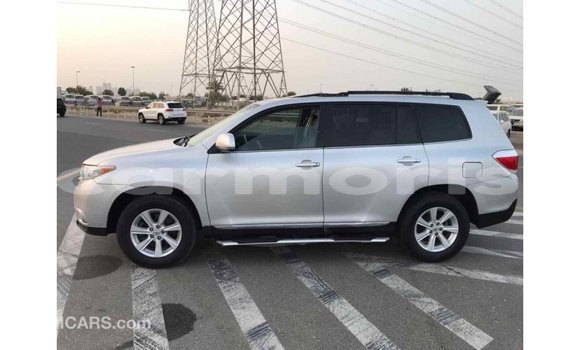 Buy Import Toyota Highlander Other Car in Import - Dubai in Agalega Islands Buy Import Toyota Highlander Other Car in Import - Dubai in Agalega Islands