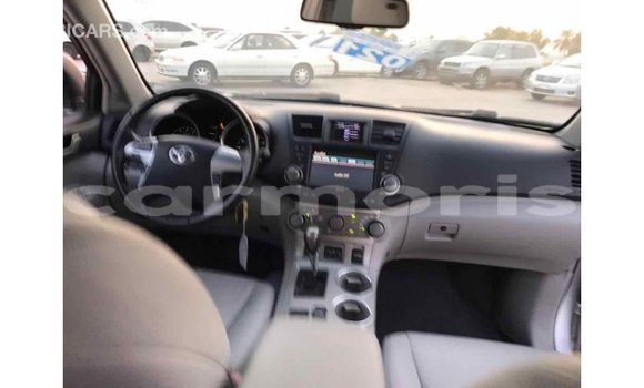 Buy Import Toyota Highlander Other Car in Import - Dubai in Agalega Islands Buy Import Toyota Highlander Other Car in Import - Dubai in Agalega Islands