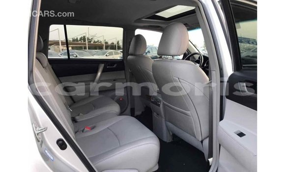Buy Import Toyota Highlander Other Car in Import - Dubai in Agalega Islands Buy Import Toyota Highlander Other Car in Import - Dubai in Agalega Islands