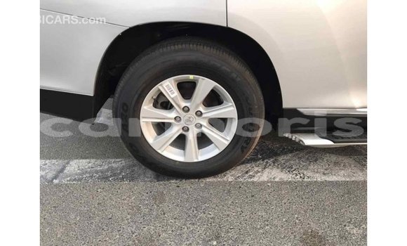 Buy Import Toyota Highlander Other Car in Import - Dubai in Agalega Islands Buy Import Toyota Highlander Other Car in Import - Dubai in Agalega Islands