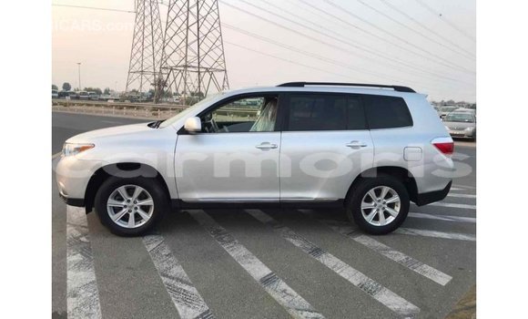 Buy Import Toyota Highlander Other Car in Import - Dubai in Agalega Islands Buy Import Toyota Highlander Other Car in Import - Dubai in Agalega Islands