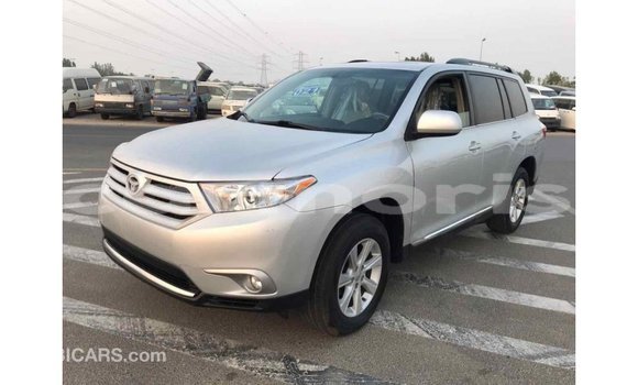 Buy Import Toyota Highlander Other Car in Import - Dubai in Agalega Islands Buy Import Toyota Highlander Other Car in Import - Dubai in Agalega Islands