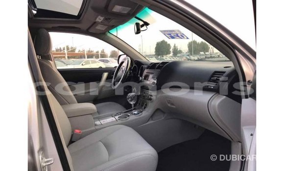 Buy Import Toyota Highlander Other Car in Import - Dubai in Agalega Islands Buy Import Toyota Highlander Other Car in Import - Dubai in Agalega Islands