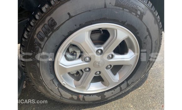 Buy Import Mitsubishi L200 Black Car in Import - Dubai in Agalega Islands Buy Import Mitsubishi L200 Black Car in Import - Dubai in Agalega Islands