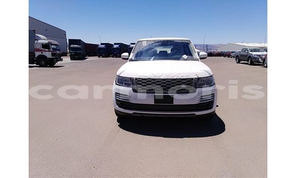 Buy Import Land Rover Range Rover White Car in Import - Dubai in Agalega Islands