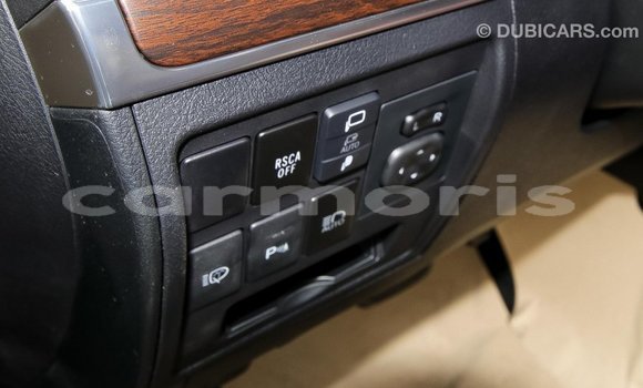 Acheter Import Voiture Toyota Land Cruiser Noir à Import - Dubai, Îles Agalega Acheter Import Voiture Toyota Land Cruiser Noir à Import - Dubai, Îles Agalega