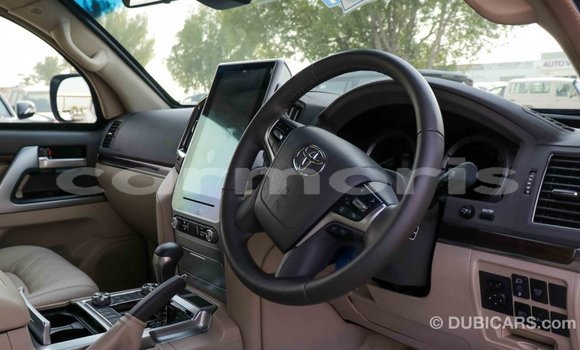 Acheter Import Voiture Toyota Land Cruiser Blanc à Import - Dubai, Îles Agalega Acheter Import Voiture Toyota Land Cruiser Blanc à Import - Dubai, Îles Agalega