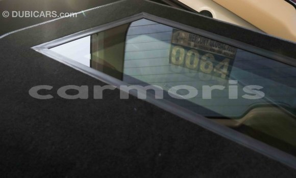 Acheter Import Voiture Toyota Land Cruiser Blanc à Import - Dubai, Îles Agalega Acheter Import Voiture Toyota Land Cruiser Blanc à Import - Dubai, Îles Agalega