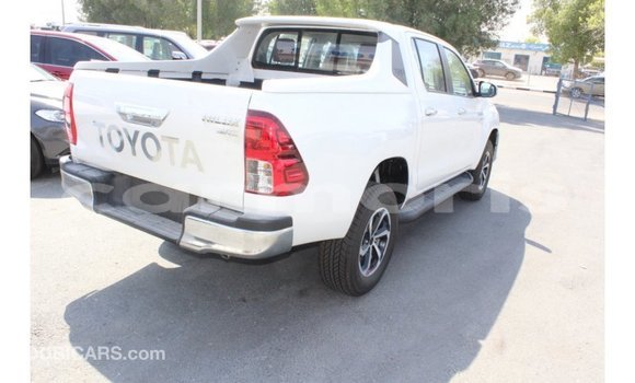 Buy Import Toyota Hilux White Car in Import - Dubai in Agalega Islands Buy Import Toyota Hilux White Car in Import - Dubai in Agalega Islands