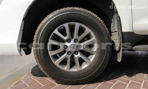 Buy Import Toyota Prado White Car in Import - Dubai in Agalega Islands Buy Import Toyota Prado White Car in Import - Dubai in Agalega Islands