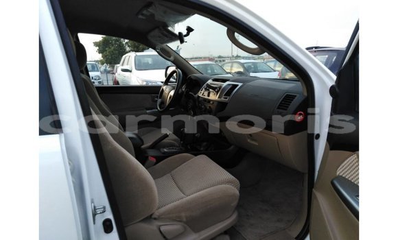 Buy Import Toyota Fortuner White Car in Import - Dubai in Agalega Islands Buy Import Toyota Fortuner White Car in Import - Dubai in Agalega Islands