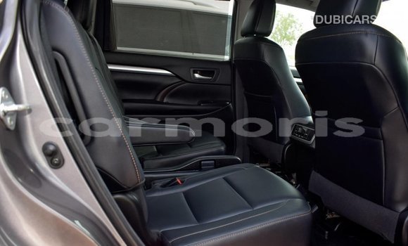 Buy Import Toyota Highlander Other Car in Import - Dubai in Agalega Islands Buy Import Toyota Highlander Other Car in Import - Dubai in Agalega Islands