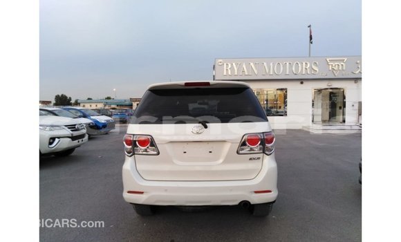 Buy Import Toyota Fortuner White Car in Import - Dubai in Agalega Islands Buy Import Toyota Fortuner White Car in Import - Dubai in Agalega Islands