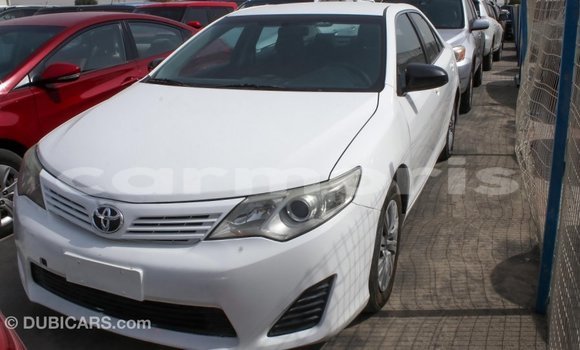 Buy Import Toyota Camry White Car in Import - Dubai in Agalega Islands Buy Import Toyota Camry White Car in Import - Dubai in Agalega Islands