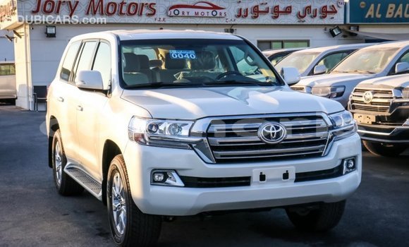 Buy Import Toyota Land Cruiser White Car in Import - Dubai in Agalega Islands Buy Import Toyota Land Cruiser White Car in Import - Dubai in Agalega Islands