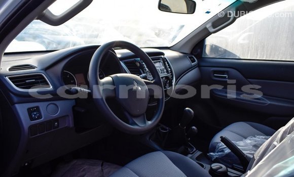 Buy Import Mitsubishi L200 White Car in Import - Dubai in Agalega Islands Buy Import Mitsubishi L200 White Car in Import - Dubai in Agalega Islands