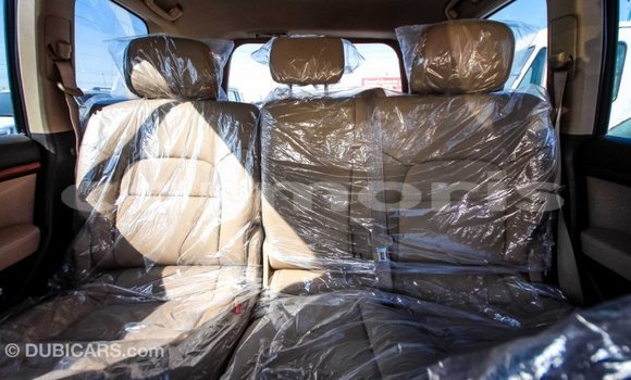 Buy Import Toyota Land Cruiser White Car in Import - Dubai in Agalega Islands Buy Import Toyota Land Cruiser White Car in Import - Dubai in Agalega Islands