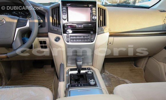 Buy Import Toyota Land Cruiser White Car in Import - Dubai in Agalega Islands Buy Import Toyota Land Cruiser White Car in Import - Dubai in Agalega Islands