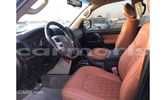 Buy Import Toyota Land Cruiser Black Car in Import - Dubai in Agalega Islands Buy Import Toyota Land Cruiser Black Car in Import - Dubai in Agalega Islands