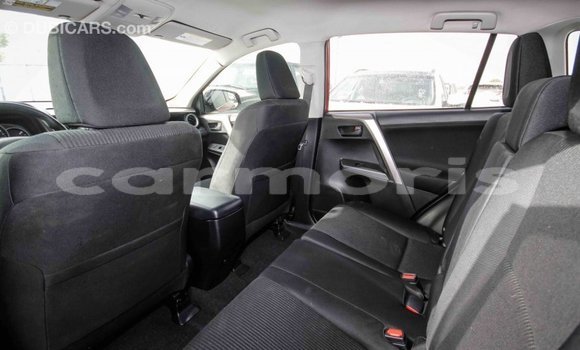 Buy Import Toyota HiAce Red Truck in Import - Dubai in Agalega Islands Buy Import Toyota HiAce Red Truck in Import - Dubai in Agalega Islands