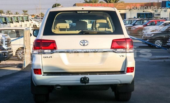 Buy Import Toyota Land Cruiser White Car in Import - Dubai in Agalega Islands Buy Import Toyota Land Cruiser White Car in Import - Dubai in Agalega Islands