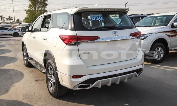 Buy Import Toyota Fortuner White Car in Import - Dubai in Agalega Islands Buy Import Toyota Fortuner White Car in Import - Dubai in Agalega Islands