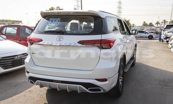 Buy Import Toyota Fortuner White Car in Import - Dubai in Agalega Islands Buy Import Toyota Fortuner White Car in Import - Dubai in Agalega Islands