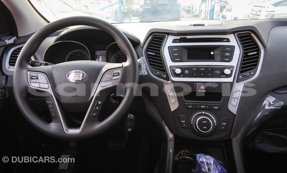 Buy Import Hyundai Santa Fe White Car in Import - Dubai in Agalega Islands Buy Import Hyundai Santa Fe White Car in Import - Dubai in Agalega Islands