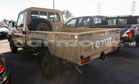 Buy Import Toyota Land Cruiser Beige Car in Import - Dubai in Agalega Islands Buy Import Toyota Land Cruiser Beige Car in Import - Dubai in Agalega Islands