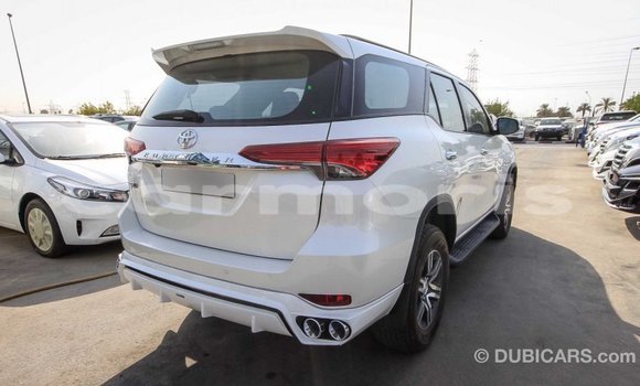Buy Import Toyota Fortuner White Car in Import - Dubai in Agalega Islands Buy Import Toyota Fortuner White Car in Import - Dubai in Agalega Islands