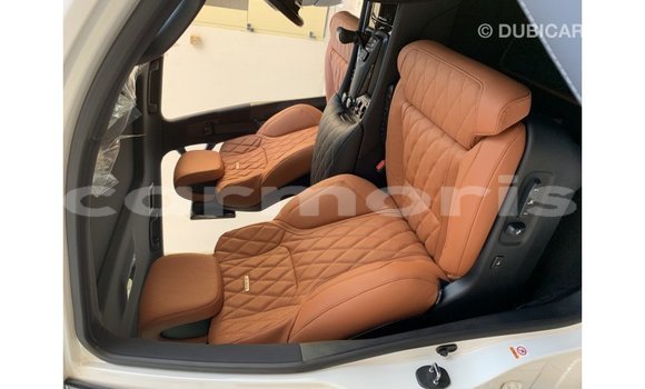 Acheter Import Voiture Lexus LX Blanc à Import - Dubai, Îles Agalega Acheter Import Voiture Lexus LX Blanc à Import - Dubai, Îles Agalega