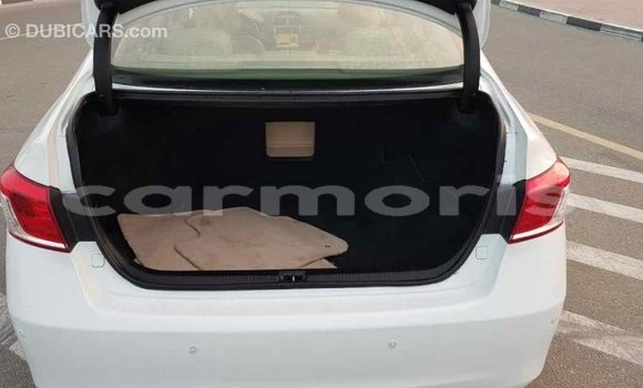 Buy Import Lexus ES White Car in Import - Dubai in Agalega Islands Buy Import Lexus ES White Car in Import - Dubai in Agalega Islands