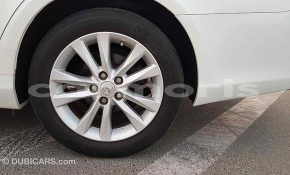 Buy Import Lexus ES White Car in Import - Dubai in Agalega Islands Buy Import Lexus ES White Car in Import - Dubai in Agalega Islands