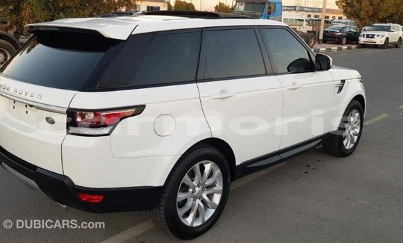 Buy Import Land Rover Range Rover White Car in Import - Dubai in Agalega Islands Buy Import Land Rover Range Rover White Car in Import - Dubai in Agalega Islands