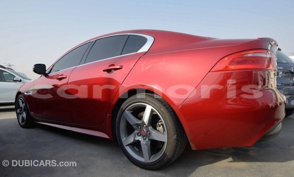 Acheter Import Voiture Jaguar XE Rouge à Import - Dubai, Îles Agalega Acheter Import Voiture Jaguar XE Rouge à Import - Dubai, Îles Agalega