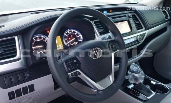 Buy Import Toyota Highlander Other Car in Import - Dubai in Agalega Islands Buy Import Toyota Highlander Other Car in Import - Dubai in Agalega Islands