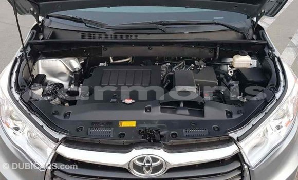 Buy Import Toyota Highlander Other Car in Import - Dubai in Agalega Islands Buy Import Toyota Highlander Other Car in Import - Dubai in Agalega Islands