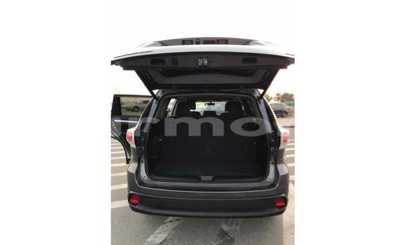 Buy Import Toyota Highlander Other Car in Import - Dubai in Agalega Islands Buy Import Toyota Highlander Other Car in Import - Dubai in Agalega Islands