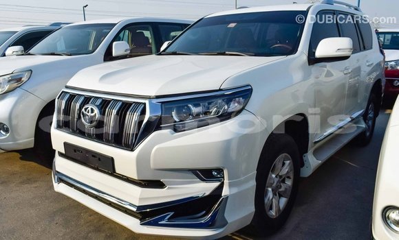 Acheter Import Voiture Toyota Prado Blanc à Import - Dubai, Îles Agalega Acheter Import Voiture Toyota Prado Blanc à Import - Dubai, Îles Agalega