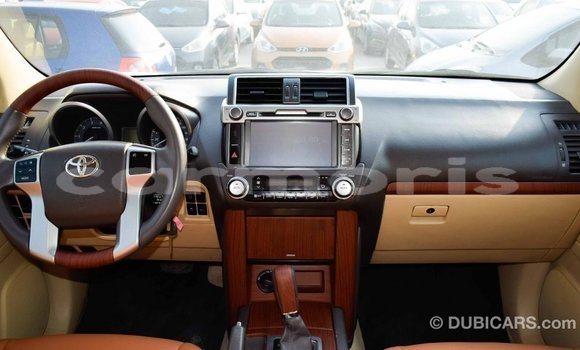 Acheter Import Voiture Toyota Prado Blanc à Import - Dubai, Îles Agalega Acheter Import Voiture Toyota Prado Blanc à Import - Dubai, Îles Agalega