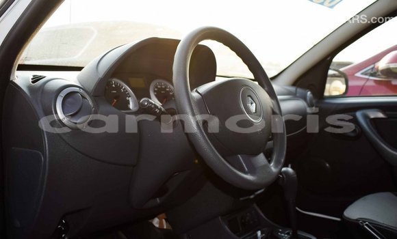 Buy Import Renault Duster White Car in Import - Dubai in Agalega Islands Buy Import Renault Duster White Car in Import - Dubai in Agalega Islands