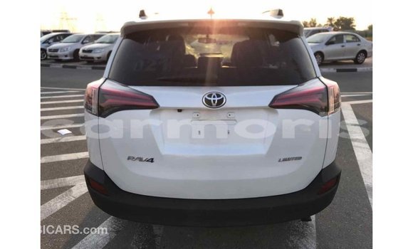 Buy Import Toyota HiAce White Truck in Import - Dubai in Agalega Islands Buy Import Toyota HiAce White Truck in Import - Dubai in Agalega Islands