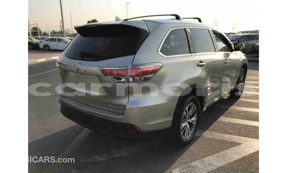 Buy Import Toyota Highlander Other Car in Import - Dubai in Agalega Islands Buy Import Toyota Highlander Other Car in Import - Dubai in Agalega Islands