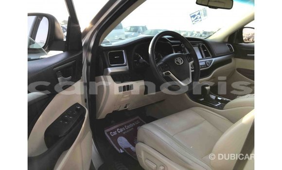 Buy Import Toyota Highlander Other Car in Import - Dubai in Agalega Islands Buy Import Toyota Highlander Other Car in Import - Dubai in Agalega Islands