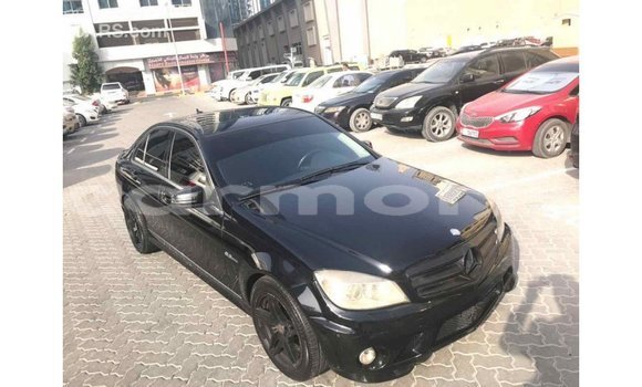 Buy Import Mercedes-Benz 190 (W201) Black Car in Import - Dubai in Agalega Islands Buy Import Mercedes-Benz 190 (W201) Black Car in Import - Dubai in Agalega Islands